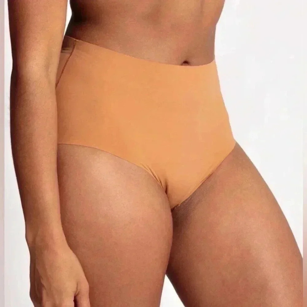 NWT lot of 4 Nubian Skin cafe au lait lightweight naked high waist brief panty S